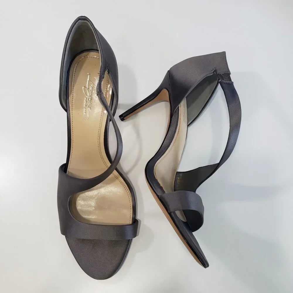 Like New Imagine by Vince Camuto Women's Grey Open Toe 3.5